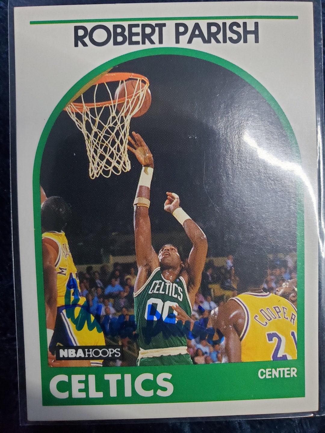 Robert Parish signed basketball main image 1