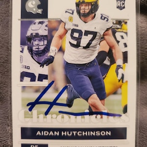 Aidan Hutchinson Authentic Hand Signed 2022 Panini Rookie Card Autographed Detroit Lions Autograph Auto