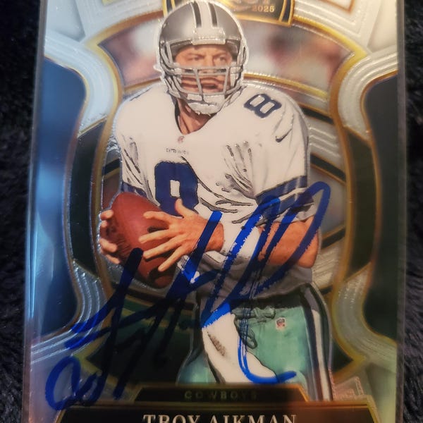 Tarjeta de fútbol auténtica firmada a mano por Troy Aikman. Tarjeta de fútbol autografiada. Autógrafo del Salón de la Fama del Fútbol Americano de los Dallas Cowboys.