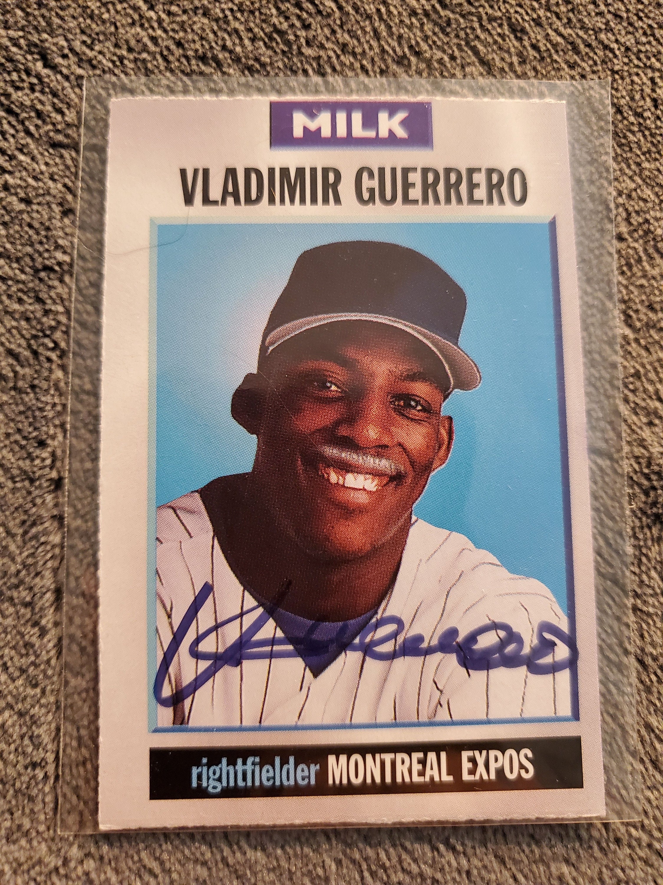 Vladimir Guerrero Sr Signed Montreal Expos Jersey (Beckett COA