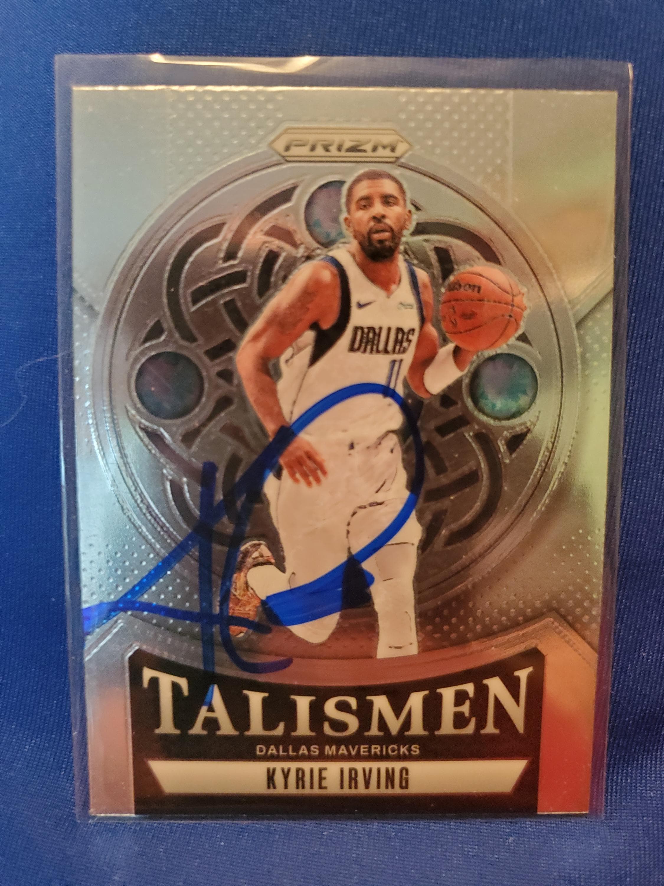 Kyrie Irving Authentic Hand Signed NBA Prizm Basketball Card