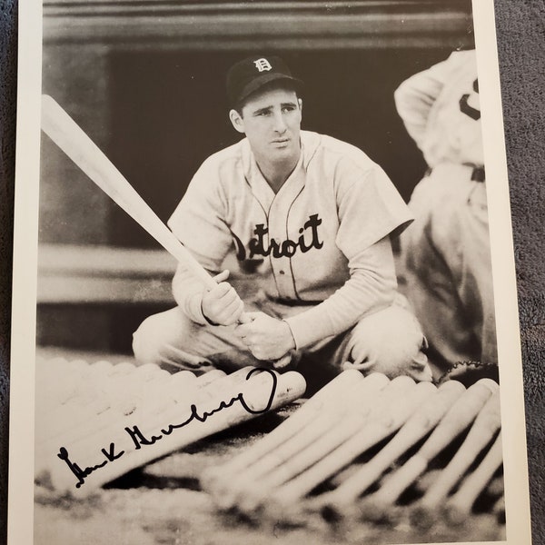 Hank Greenberg signed 8x10 Original Hand Autographed photo Autograph Baseball Hall Of Fame HOF Deceased Detroit Tigers Legend