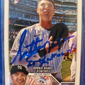 Anthony Volpe Authentic Signed 2023 Topps Rookie Baseball Cardl Autographed New York Yankees Rookie Of The Year Autograph Auto Gold Glove NY