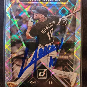 Yoan Moncada Authentic Hand Signed 2020 Donruss Elite Series Baseball Card Autographed Chicago White Sox Auto Autograph