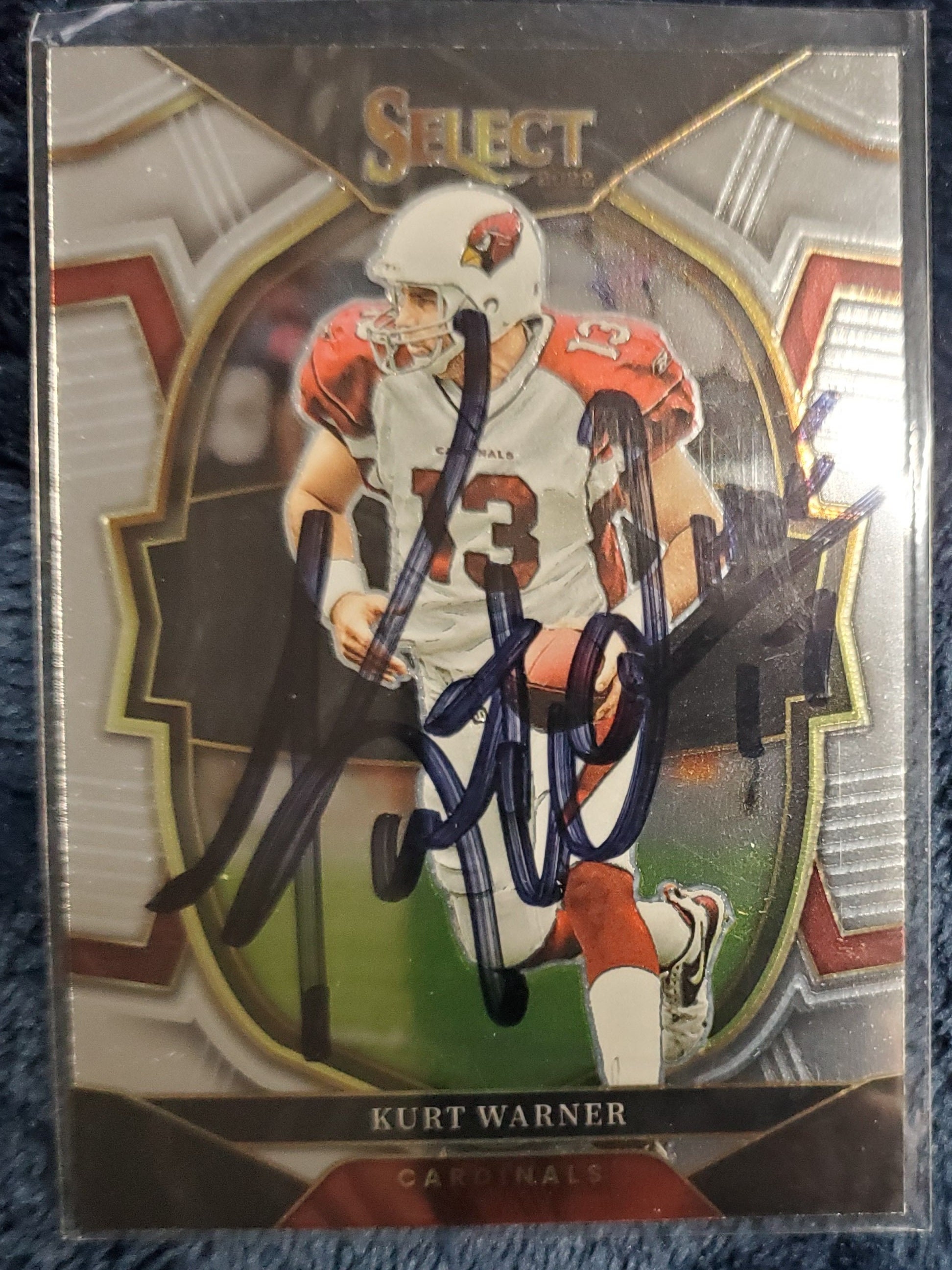 Kurt Warner Authentic Hand Signed 2022 Panini Card Autographed HOF