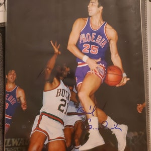 Gail Goodrich Authentic Hand Signed 8x10 Photo Autographed Phoenix Suns Autograph Basketball Hall Of Fame Los Angeles Lakers HOF
