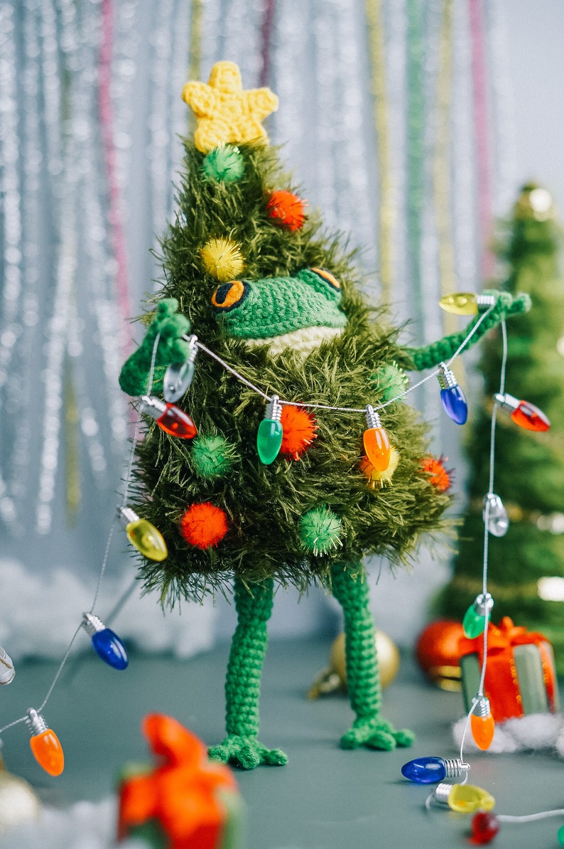 Virkmönsterset för grodkostymer – tomte, älva, snögubbe (PDF) bild 4