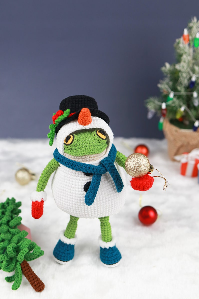 Virkmönsterset för grodkostymer – tomte, älva, snögubbe (PDF) bild 7