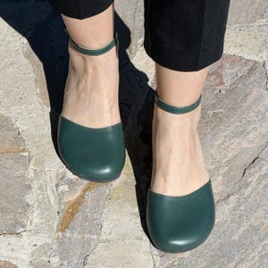 Mary Jane Barfotasandaler, Grön Äkta Lädersandaler, Minimalistiska Skor, Breda Sandaler För Damer