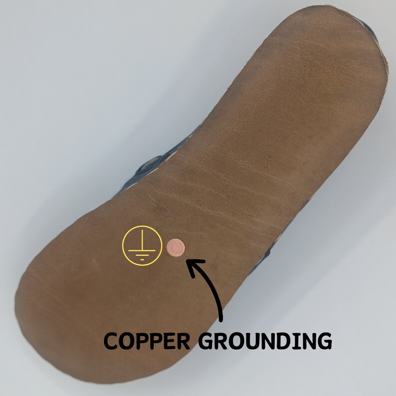 The copper rivet we place on the leather sole allows the electricity in our body to be transmitted to the ground.