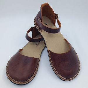 Sustainable Barefoot Sandals, Minimalist Shoes, Barefoot Leather Dark Brown Sandals, Wide Sandals For Women, Christmas Gift image 6