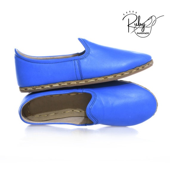 Handmade Blue Leather Moccasins: Turkish Yemeni Slip-On Shoes