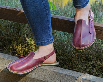 Sustainable Barefoot Women Clog, Minimalist Sandals, Leather Burgundy Slipper, Wide Sandal For Women, Valentines Day Gift