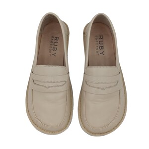 Mocassins minimalistes en cuir rose : chaussures faites main à semelle plate et minimalistes image 20
