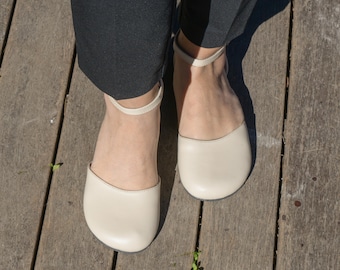 Womens Mary Jane Barefoot Sandals, Wide Minimalist Sandal in Brown Genuine Leather, Comfortable Everyday Shoes