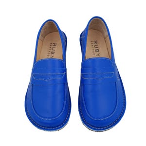 Mocassins minimalistes en cuir rose : chaussures faites main à semelle plate et minimalistes image 16