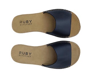 Pantoufles minimalistes et durables pour femmes – Mules minimalistes en cuir noir, large espace pour les orteils