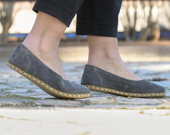 Handmade Gray Suede Leather Grounding Shoes: Copper Earthing Barefoot Flats