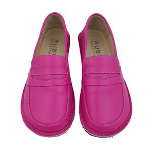 Mocassins minimalistes en cuir rose : chaussures faites main à semelle plate et minimalistes image 14