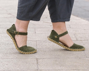 Sandalias Mary Jane descalzas con suela de cuero y puntera ancha con conexión a tierra de cobre