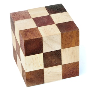 Snake Cube - 3D Wooden Brain Teaser - Difficulty 3/6 Hard - Leonardo da Vinci Collection