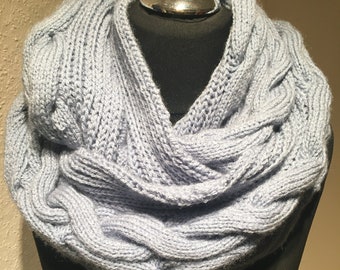 Crochet pattern: "Zöpfli" circular scarf with cable pattern (PDF)