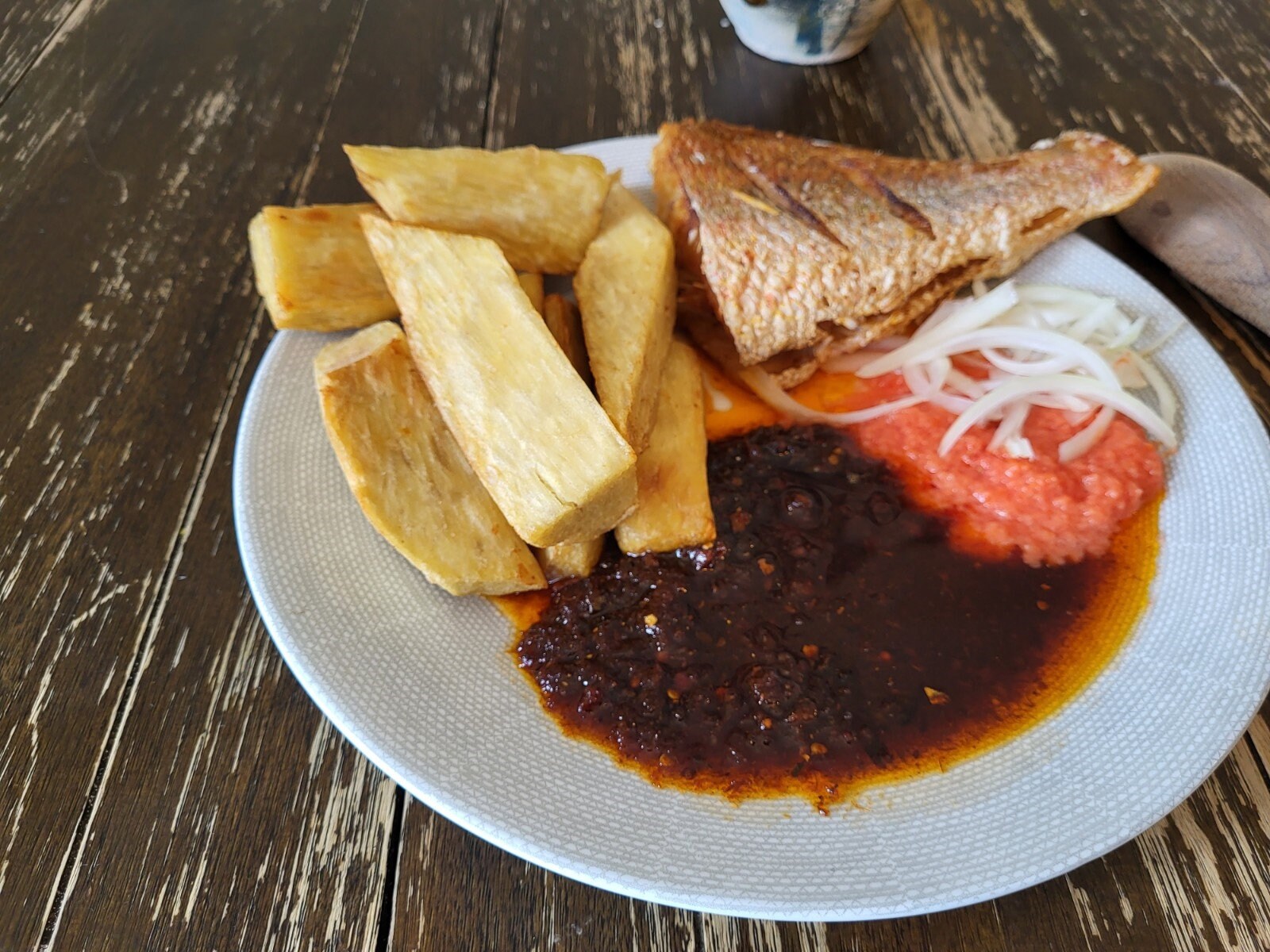 Telande - 🌴COCONUT OILED SHITO🌴 (black pepper sauce) Shito, is the word  for pepper in Ga, Shito sauce consists primarily of dried fish, ginger,  smoked shrimps, garlic, dried chili, tomato paste, vegetable