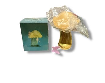Colonia vintage Avon Fluttering Fancy Sweet Honesty de 1 oz con estuche NIB