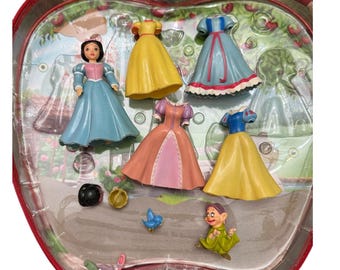 Disney Princess Snow White Magic Clip Doll Dress Set Mattel Case INCOMPLETE