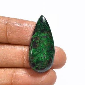 Exklusive erstklassige Qualität 100% natürlicher Kemmererit Birnenform Cabochon lose Edelstein für die Herstellung von Schmuck 33X15X7 mm 34,5 Ct. YT-83