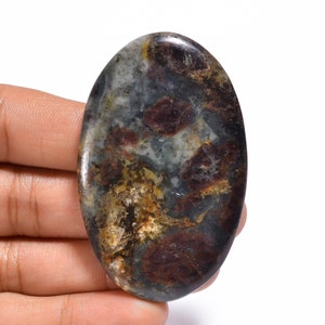 Mooie hoogwaardige kwaliteit 100% natuurlijke Eudialyte ovale vorm Cabochon losse edelsteen voor het maken van sieraden 59X37X6 mm 138 Ct. YT-129