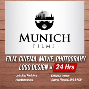 Op de afbeelding: Een zwart-wit logo voor Munich Films. Het logo toont een filmrol met een silhouet van de skyline van München erin. De tekst "MUNICH FILMS" staat onder het logo. De tekst "FILM, CINEMA, MOVIE, PHOTOGRAPHY LOGO DESIGN IN 24 HRS" staat onder het logo. De tekst "Unlimited Revisions, High Resolution, Exclusive Design, Source Files (Ai, EPS & PDF)" staat onder de tekst.