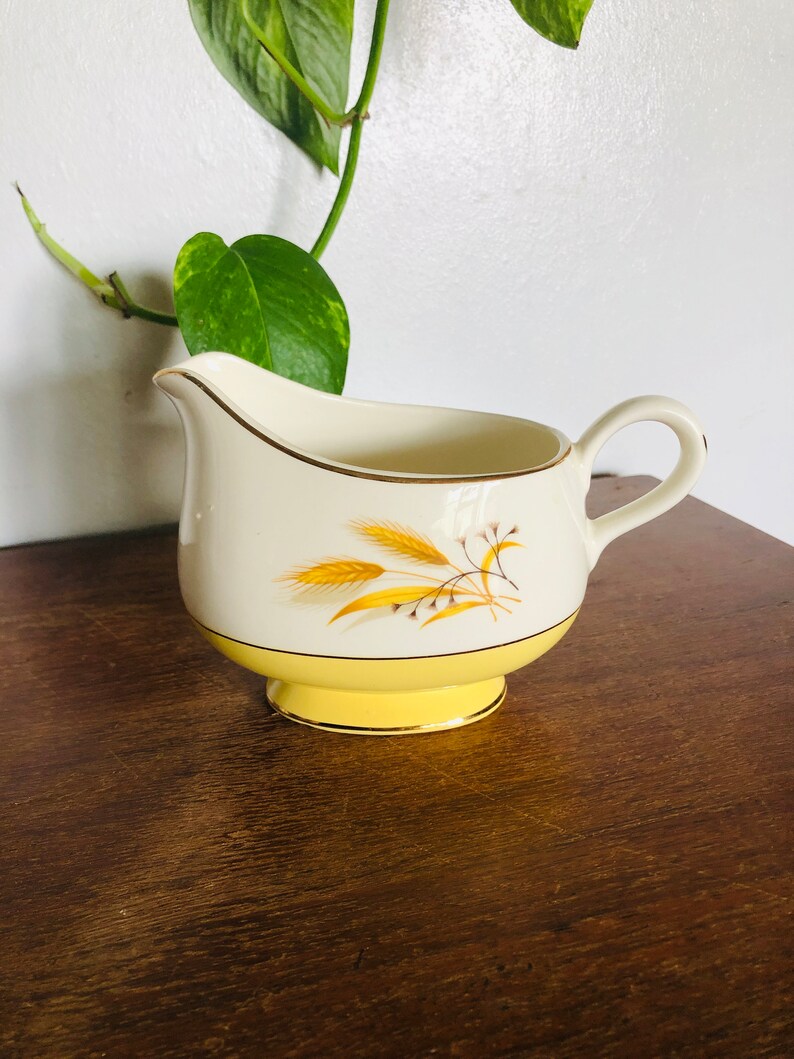 Country Creamers/mis Matching Wheat Design Creamers/ Vintage Etsy