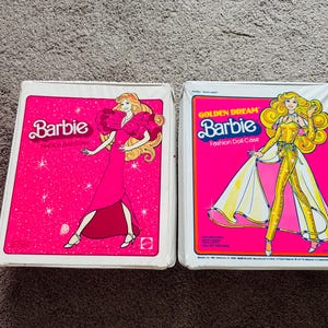 Vintgae 1980’s Barbie carry cases/ doll clothes closet/ vintage Barbie collectables/