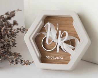 Ceremonia de la caja del portador del anillo de bodas, soporte del anillo de los regalos de compromiso, caja del anillo grabada, hochzeit de la caja del anillo de yeso, regalos nupciales de Hölzerne Ringbox
