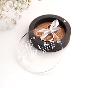 Black magnetic gypsum ring box, elegantly crafted for a gothic wedding ceremony, ideal for holding wedding rings