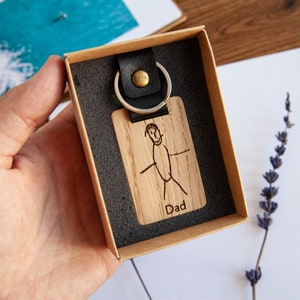 Cadeau porte-clés écriture manuscrite pour papa, cadeaux de Noël pour maman, porte-clés personnalisé en bois, porte-clés portrait en bois, cadeau gravé personnalisé pour papa, maman