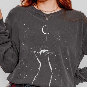 Celestial Cat Long Sleeve Shirt, Cat Sweatshirt, Kitty Shirt, Lunar Astrology Astronomy, Comfort Colors, Cat Mom Oversized Boho Graphic Tee