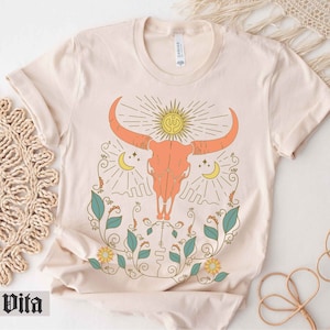 Boho Cow Skull Shirt, Wild West Shirt, Western Graphic Tee, Cowgirl Shirt, Bull Skull Shirt, Southwest Shirt, Western Clothing, Western Vibe