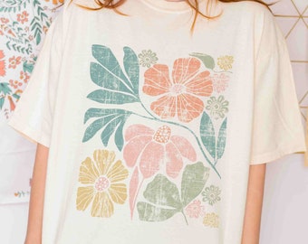 Floral t shirt, Comfort colors, Wildflower Tshirt, Wild Flowers, Gift for Women, Best Friend large colorful distressed flowers tee