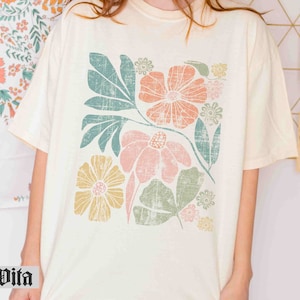 Floral t shirt, Comfort colors, Wildflower Tshirt, Wild Flowers, Gift for Women, Best Friend large colorful distressed flowers tee