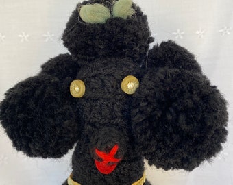 Vintage MCM Kitche Hand Crocheted Black Poodle Bottle Cozy