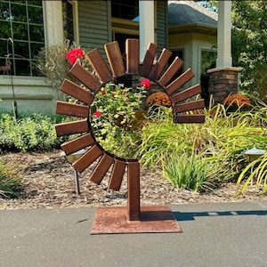 Rustic Metal Spiral Sculpture - Industrial Garden Art for Outdoor Decor - Handcrafted Steel Yard Sculpture for Patio, Lawn, Landscape Design