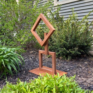 Geometric Metal Garden Sculpture – Modern Outdoor Abstract Art – Rusted Steel Yard Decor - Handcrafted Metal Sculpture