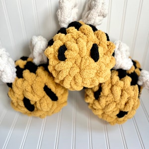 Jumbo Crochet Bumble Bee | Hand Crochet Bee | Jumbo Bee Plushie | Handmade Bee Toy