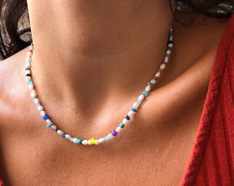 Blaue Halskette / Perlen Halskette / Süßwasser Perlen Halskette / Sommer Halskette / Geschenk für Frauen / Zierliche Halskette / Freundschaftsgeschenk
