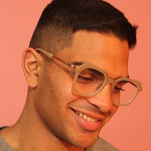 Blue Light Blocking Glasses- Cloudy White by MUO