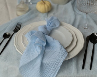 Serviettes en tissu de mousseline de gaze bleu ciel, ensemble de serviettes de mariage Boho, serviettes de fiançailles, serviettes de table teintes à la main, serviettes en tissu en vrac