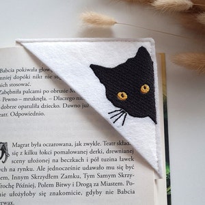 Embroidered Bookmark with a cat | Handmade Felt Corner Page Holder for Book Lovers | Personalized gift Boolmark