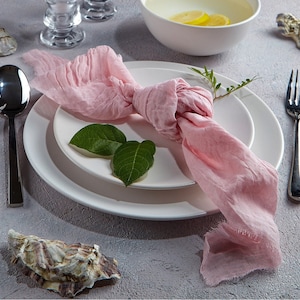 Dusty rose napkins for rustic farmhouse weddings: perfect rustic chic decor